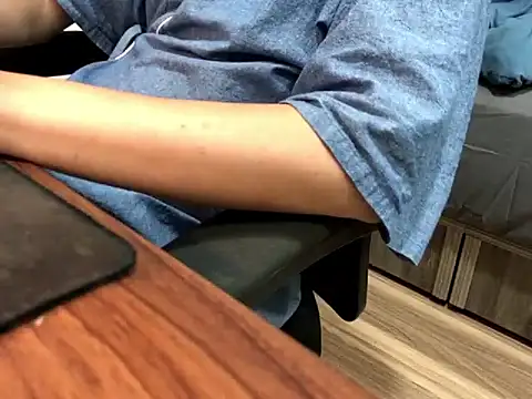 Ryan67533 online show from November 3, 2025, 12:09 pm