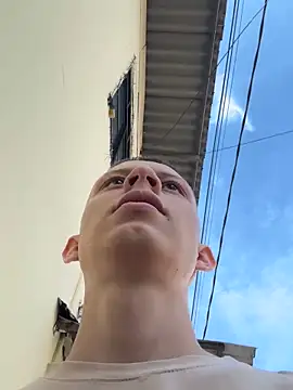 Snapshot of Daddyrich_632 chatting on December 3, 2025, 6:51 pm Daddyrich 632 online show from December 3, 2025, 6:51 pm