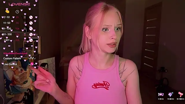 lisa barbie online show from September 20, 2025, 4:45 pm