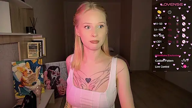 lisa barbie online show from October 11, 2025, 6:20 pm