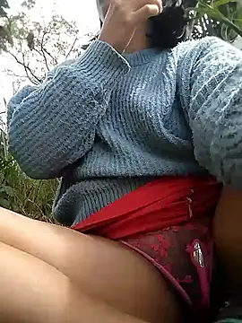 Snapshot of MirandaSingle chatting on May 7, 2026, 7:39 pm MirandaSingle online show from May 7, 2026, 7:39 pm