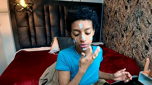 Snapshot of Zia_Green chatting on May 21, 2026, 1:08 pm Zia Green online show from May 21, 2026, 1:08 pm