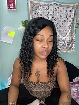 ebonycatlisaaaalime online show from March 27, 2026, 10:33 pm