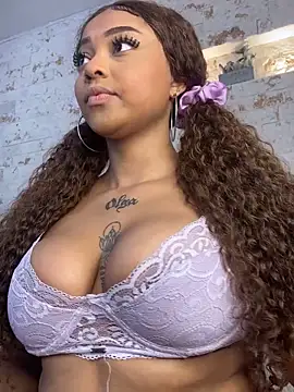 Snapshot of pamela_west chatting on November 10, 2025, 7:41 pm pamela west online show from November 10, 2025, 7:41 pm