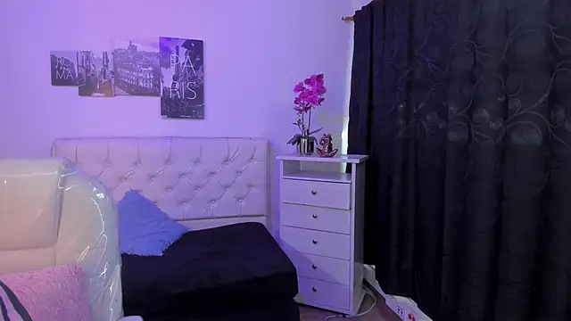 Amy Kiitty  online show from February 7, 2026, 12:57 pm