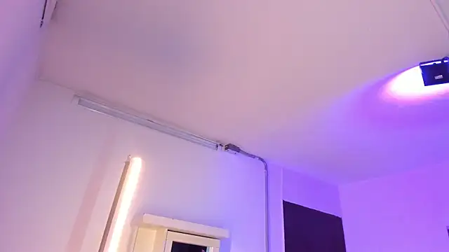 Snapshot of Amy_Kiitty_ chatting on October 24, 2025, 12:48 pm Amy Kiitty online show from October 24, 2025, 12:48 pm