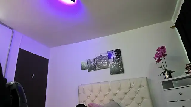 Snapshot of Amy_Kiitty_ chatting on November 9, 2025, 12:31 pm Amy Kiitty online show from November 9, 2025, 12:31 pm