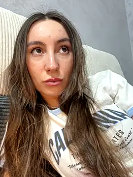 Snapshot of viviandaimond1 chatting on October 24, 2025, 4:17 pm viviandaimond1 online show from October 24, 2025, 4:17 pm