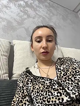 Snapshot of viviandaimond1 chatting on December 2, 2025, 7:59 pm viviandaimond1 online show from December 2, 2025, 7:59 pm