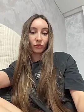 Snapshot of viviandaimond1 chatting on November 22, 2025, 7:46 pm viviandaimond1 online show from November 22, 2025, 7:46 pm