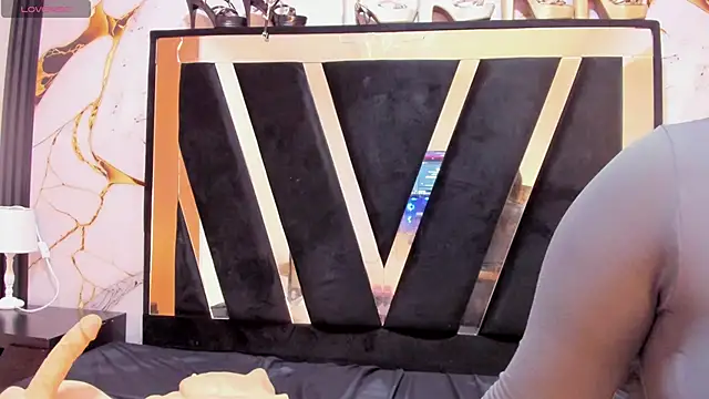 KarinaSimonz online show from January 8, 2026, 7:53 pm