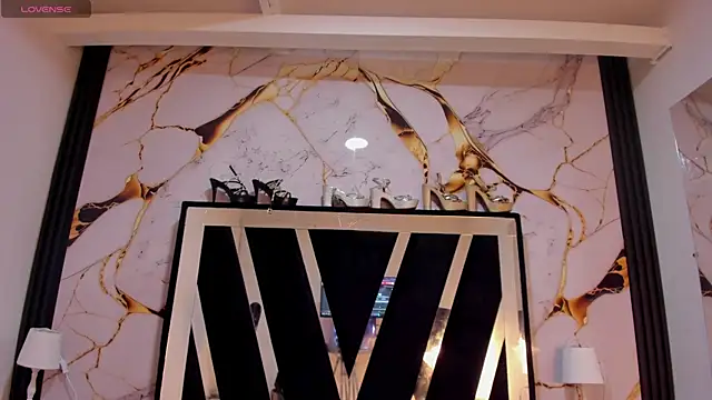 KarinaSimonz online show from January 9, 2026, 7:43 pm