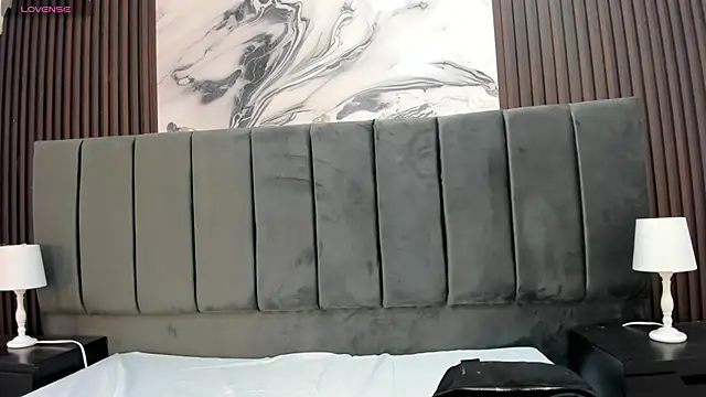 KarinaSimonz online show from April 18, 2026, 7:58 pm