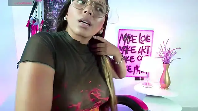 Megaan Greey online show from November 29, 2025, 10:43 pm