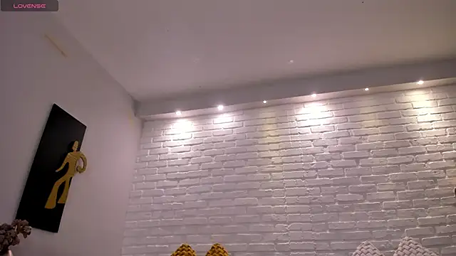 KatieNolan 1 online show from December 16, 2025, 8:35 pm