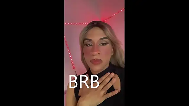 Snapshot of _JaaconLeon_ chatting on November 8, 2025, 4:10 pm JaaconLeon online show from November 8, 2025, 4:10 pm