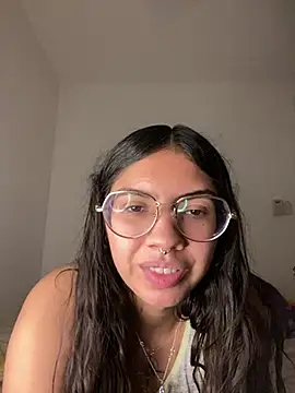 Argentiiniita online show from December 11, 2024, 1:37 am