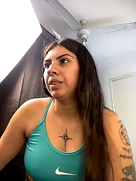 Argentiiniita online show from October 18, 2025, 7:05 pm