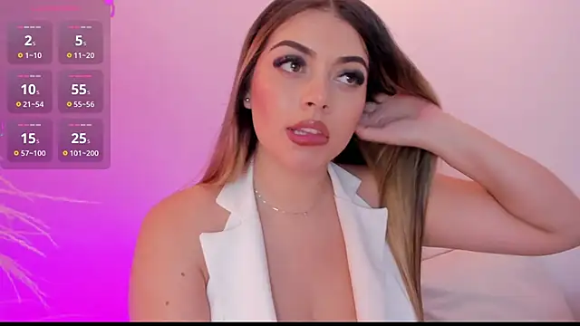 Snapshot of thaliafox_ chatting on January 21, 2025, 3:15 am thaliafox online show from January 21, 2025, 3:15 am