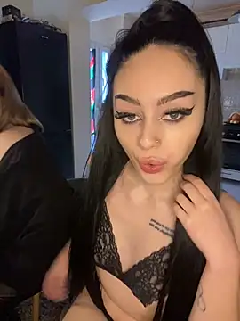 Snapshot of Gya_Rue chatting on February 28, 2025, 1:47 pm Gya Rue online show from February 28, 2025, 1:47 pm