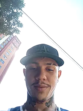 HannibalLester online show from November 7, 2025, 6:12 pm