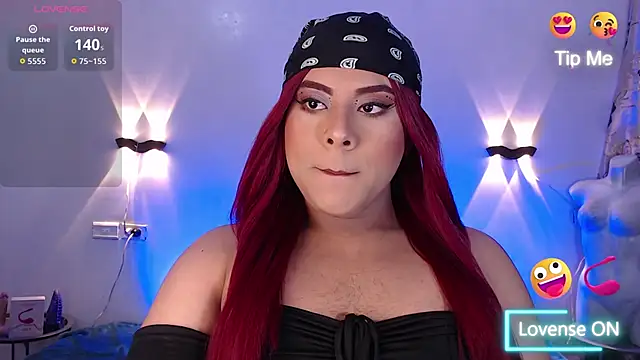 Snapshot of Emili_Roux chatting on November 20, 2025, 12:17 pm Emili Roux online show from November 20, 2025, 12:17 pm