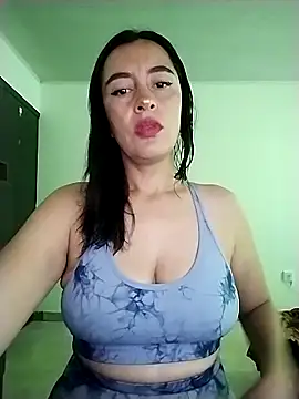 hailey85 online show from April 11, 2026, 7:28 pm