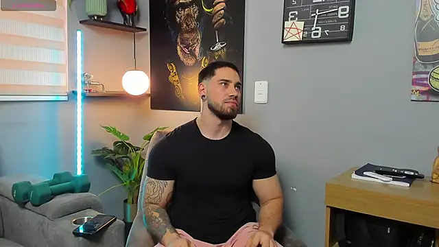 Giorgio-Leone online show from April 18, 2026, 11:05 pm