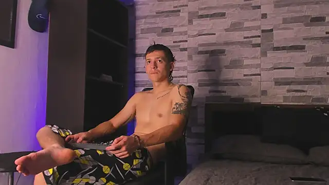 Snapshot of Dimitri_higth420 chatting on September 22, 2025, 9:21 pm Dimitri higth420 online show from September 22, 2025, 9:21 pm