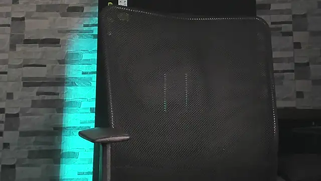 Snapshot of Dimitri_higth420 chatting on October 10, 2025, 3:18 am Dimitri higth420 online show from October 10, 2025, 3:18 am