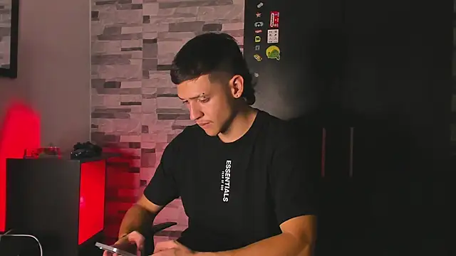 Snapshot of Dimitri_higth420 chatting on September 30, 2025, 1:22 am Dimitri higth420 online show from September 30, 2025, 1:22 am