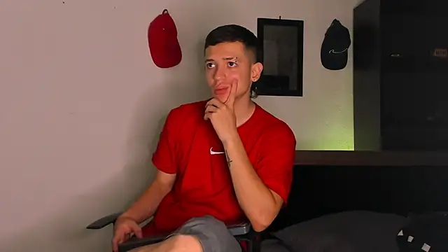 Snapshot of Dimitri_higth420 chatting on September 20, 2025, 4:01 pm Dimitri higth420 online show from September 20, 2025, 4:01 pm