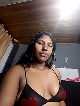 Snapshot of AnnieScott_ chatting on March 16, 2025, 3:39 pm AnnieScott online show from March 16, 2025, 3:39 pm
