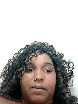 annybarros21 online show from November 4, 2025, 6:11 pm