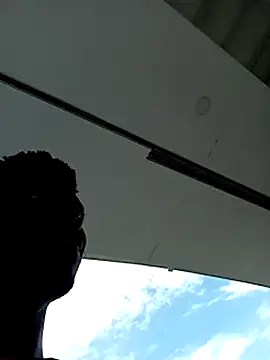 Snapshot of DalianHR33 chatting on February 17, 2025, 6:17 pm DalianHR33 online show from February 17, 2025, 6:17 pm