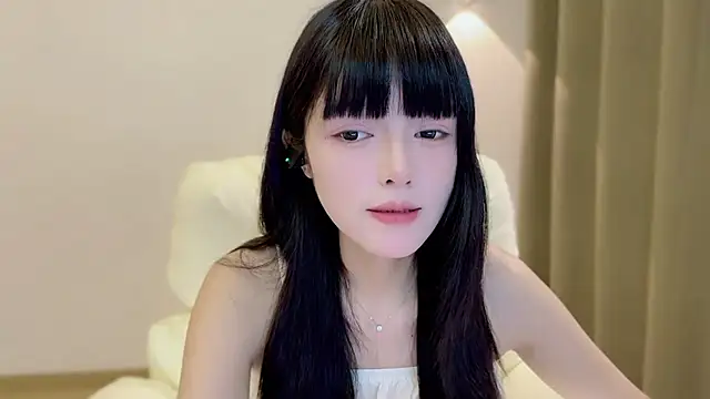 xiaodaibabyy online show from October 9, 2025, 6:14 am