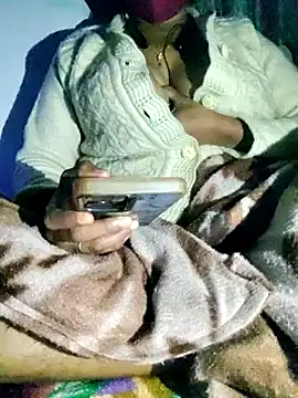 Snapshot of lovelyruhi chatting on December 12, 2024, 6:31 pm lovelyruhi online show from December 12, 2024, 6:31 pm