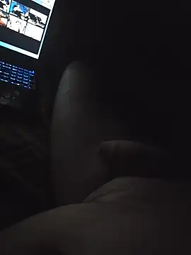 Snapshot of Ibag01 chatting on November 12, 2025, 10:46 pm Ibag01 online show from November 12, 2025, 10:46 pm