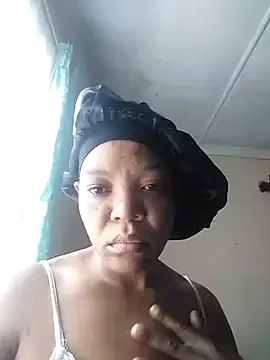 Snapshot of Feathergal69_ chatting on September 14, 2025, 7:31 am Feathergal69 online show from September 14, 2025, 7:31 am