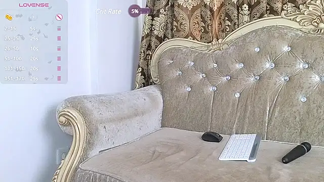 Snapshot of Betty_Blamee chatting on March 6, 2025, 11:58 am Betty Blamee online show from March 6, 2025, 11:58 am