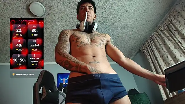 Nickhot0609 online show from April 8, 2026, 9:33 am