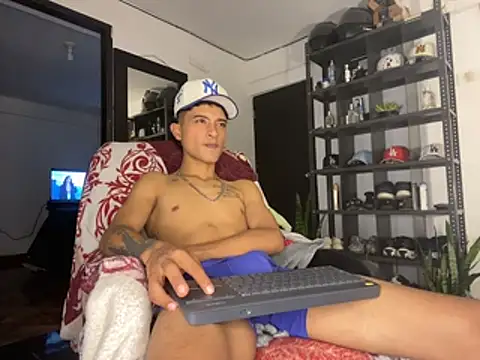 Edward Milleer online show from November 19, 2025, 11:38 pm