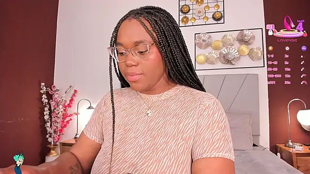 Makena gh online show from November 6, 2025, 4:16 am