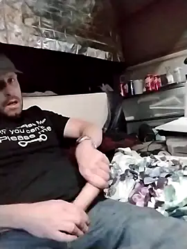 Snapshot of axelongshaft69 chatting on December 3, 2024, 12:19 am axelongshaft69 online show from December 3, 2024, 12:19 am