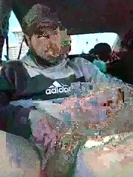 Snapshot of axelongshaft69 chatting on January 7, 2026, 12:15 am axelongshaft69 online show from January 7, 2026, 12:15 am