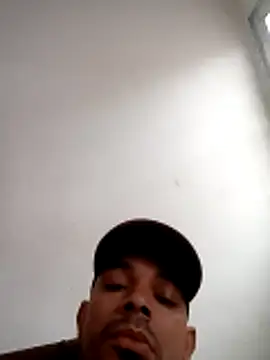 Snapshot of Malubrotudo chatting on October 9, 2025, 9:43 am Malubrotudo online show from October 9, 2025, 9:43 am