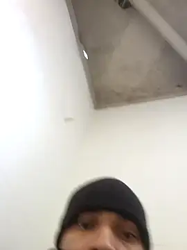 Snapshot of Malubrotudo chatting on September 28, 2025, 10:22 am Malubrotudo online show from September 28, 2025, 10:22 am