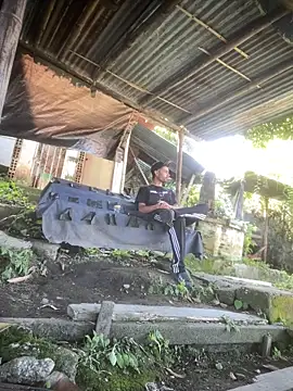 Snapshot of Jestebanano chatting on April 3, 2026, 2:01 pm Jestebanano online show from April 3, 2026, 2:01 pm