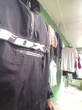 Snapshot of Jestebanano chatting on February 5, 2026, 12:56 pm Jestebanano online show from February 5, 2026, 12:56 pm