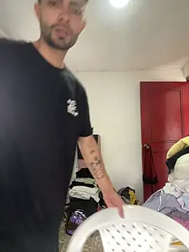 Snapshot of Jestebanano chatting on February 15, 2026, 7:35 pm Jestebanano online show from February 15, 2026, 7:35 pm